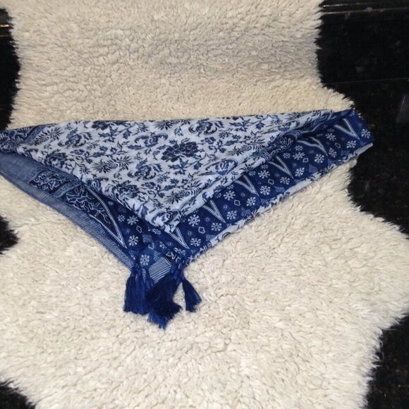 Scarf/Sarong, Tasseled, Blue Floral, Versatile, Beachy, 32x68" great cover-up - Picture 2 of 3